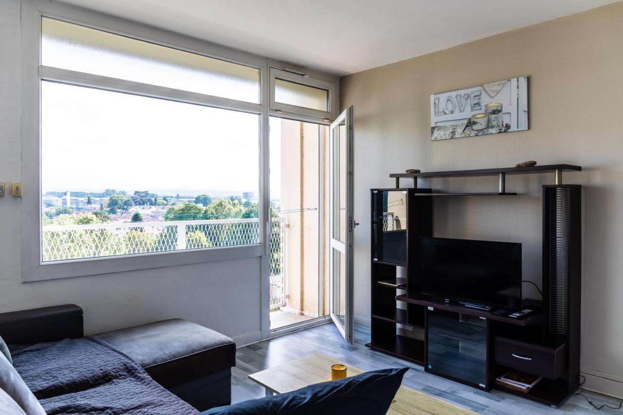 Cap Sud - 53M2- Vue Pyrenees- Hypercentre-Wifi Fibre -Nouvelle Literie Daire Tarbes Dış mekan fotoğraf
